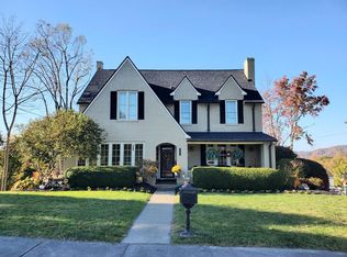 225 Highland Ave, Oak Hill, WV 25901
