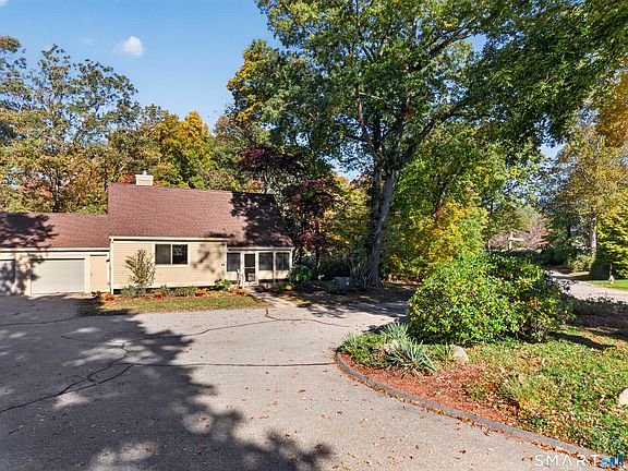 2nd image of 78 Sandy Point Road
