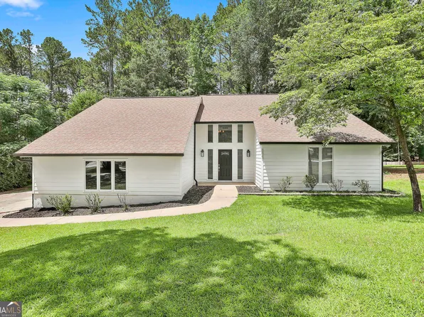 205 Shadowood Ln, Peachtree City, GA 30269