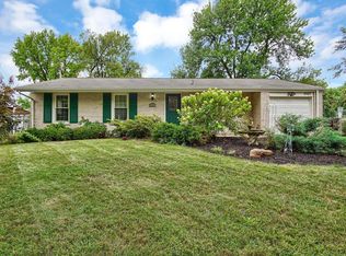 2020 Caposele Ln, Hazelwood, MO 63042