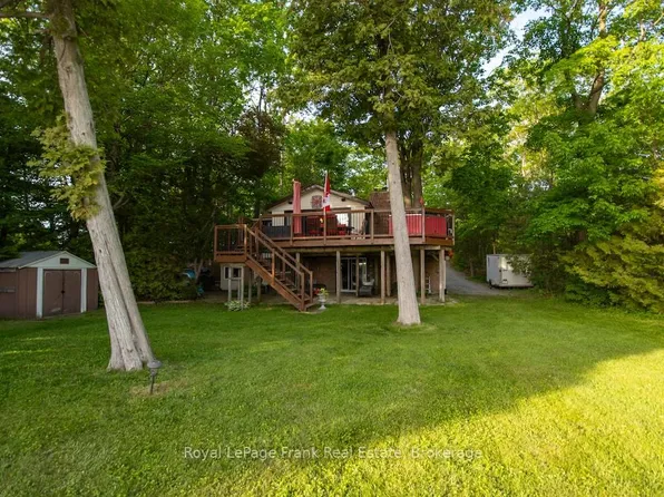 12 Woodland Trl, Trent Lakes, ON K0L 1J0