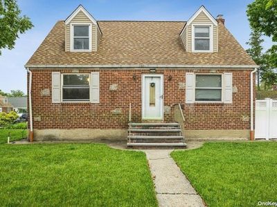 541 Bedford Avenue, Uniondale, NY, 11553