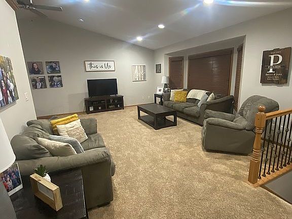 4th image of 801 Hyland Dr