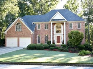 185 Shadowbrook Dr, Roswell, GA 30075