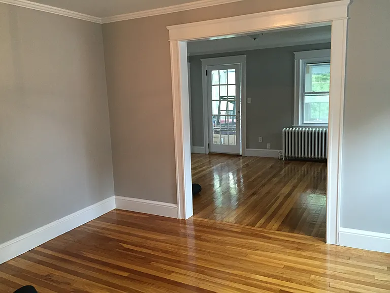 75 Maple St — Photo 6