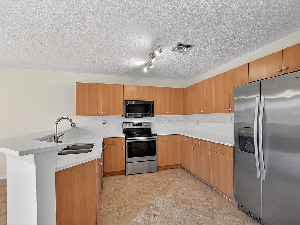 1st image of 738 Perdido Heights Dr #0