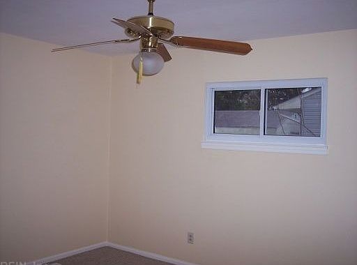 2nd image of 5337 Silvey Dr