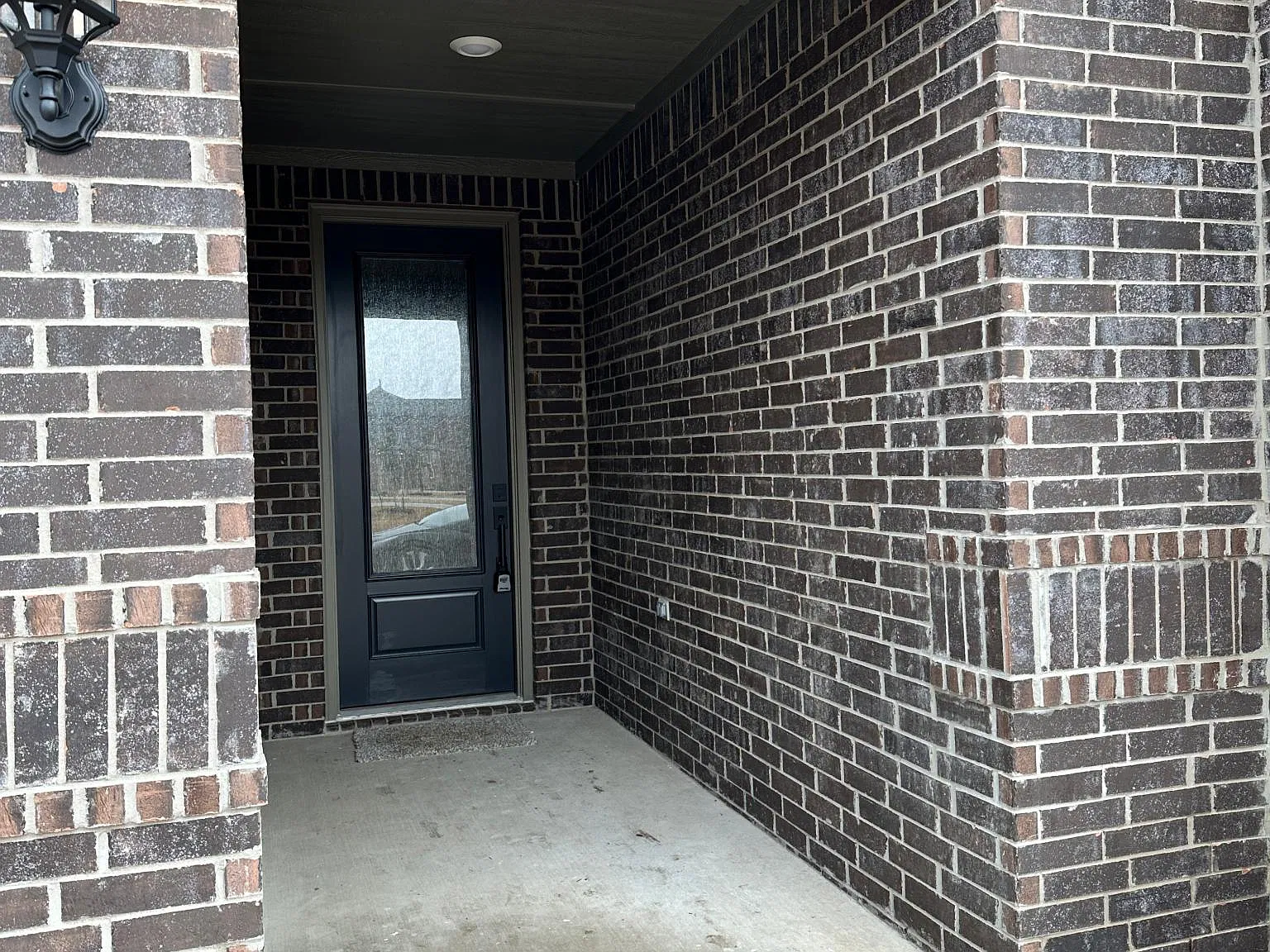 2020 Brentwood Dr — Photo 2