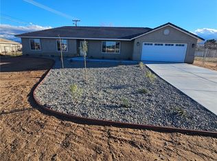 20495 Zuni Rd, Apple Valley, CA 92307