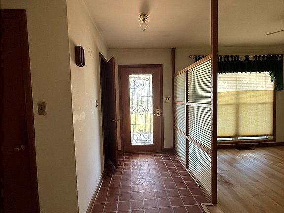 4th image of 1603 N McKinley Ave