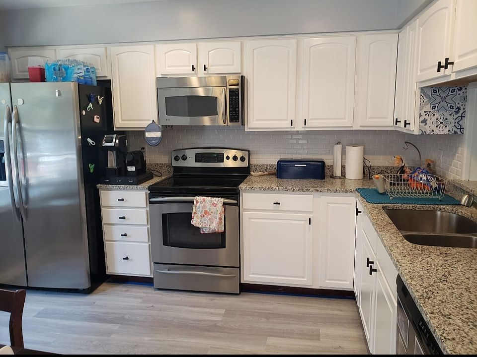 1st image of 248 Gretna Green Ct