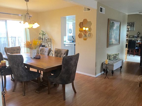 3rd image of 10548 Rancho Carmel Dr