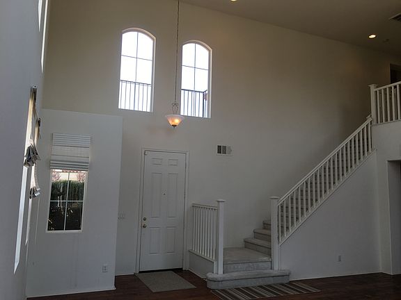 2nd image of 23563 Taft Ct