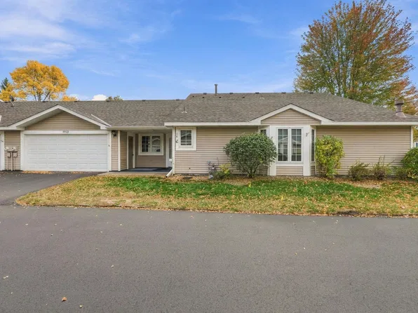 1903 Granite Ave N, Oakdale, MN 55128