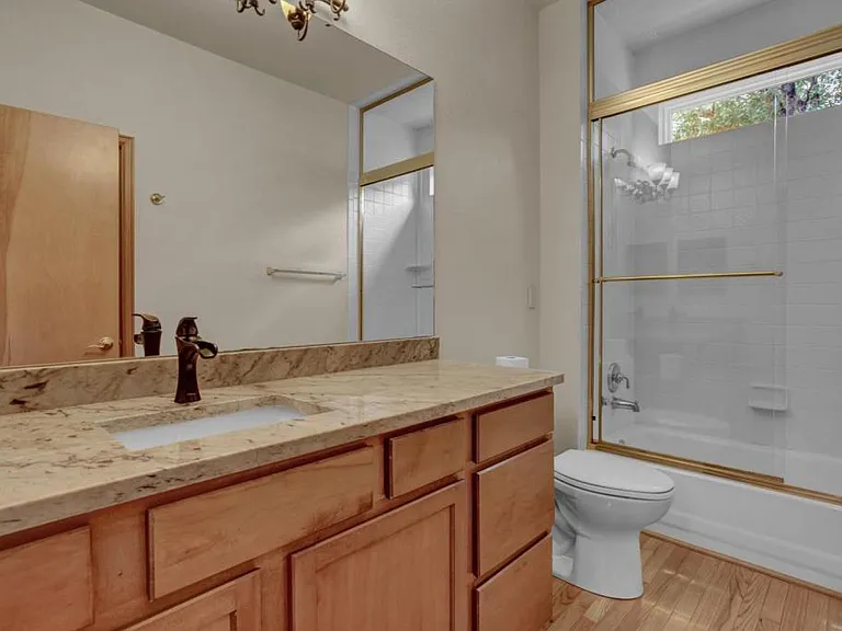 5235 Bancroft Hts — Photo 16