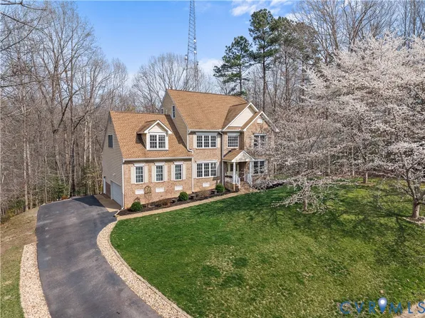 8200 Glamis Ct, Chesterfield, VA 23838