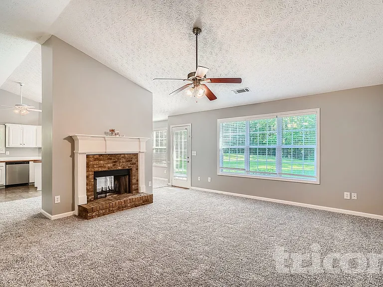 65 Cranbrook Ct — Photo 13