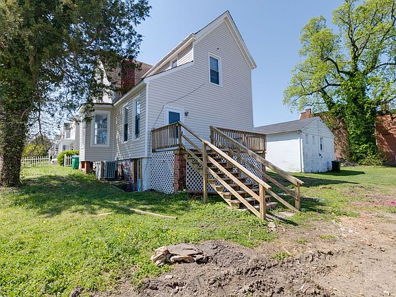 4th image of 214 Minor St #1