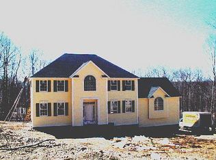 2 Lorraine Dr, Oxford, CT 06478