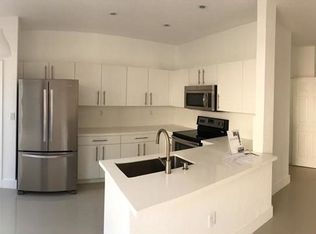 8614 NW 112th Pl, Doral, FL 33178