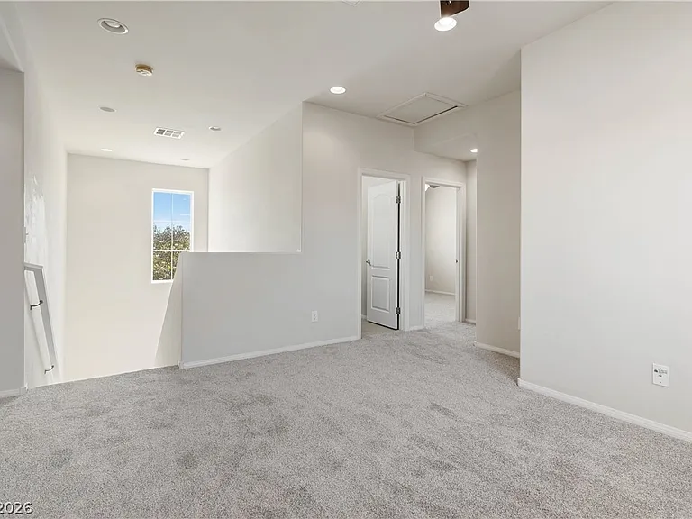 8396 Waylon Ave — Photo 12