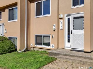 520 Shennecossett Rd #7, Groton, CT 06340