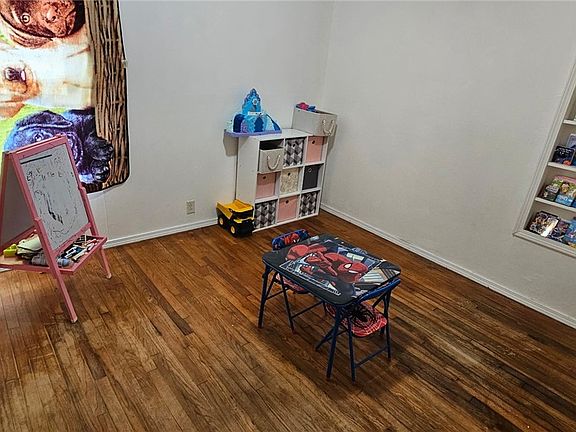5th image of 4937 Jo Ann St