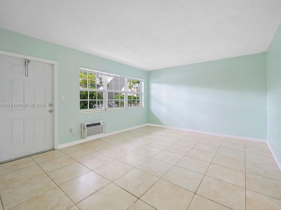 5th image of 1451 NE 170th St APT 111A