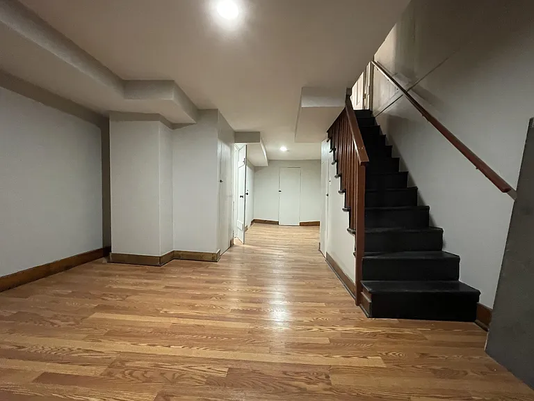 2644 W Lafayette Ave — Photo 12