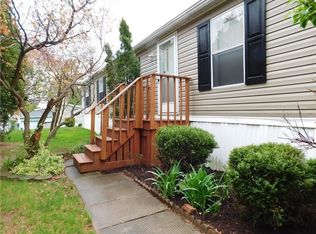 6394 Lambert St, Victor, NY 14564