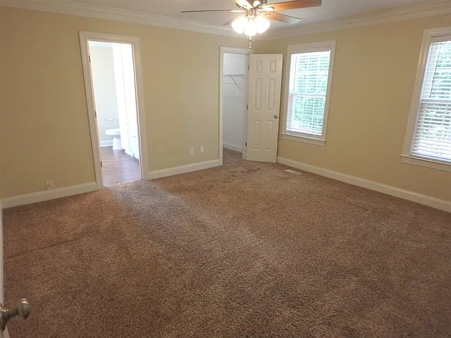 166 Moonlight Dr — Photo 6