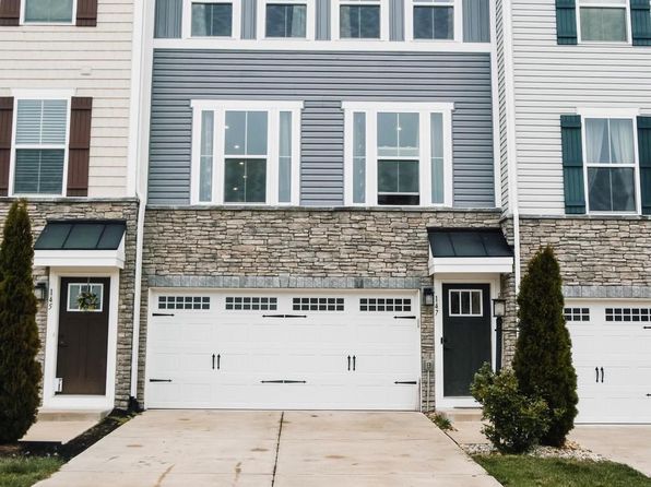 147 Burkwood Ter, Lake Frederick, VA 22630