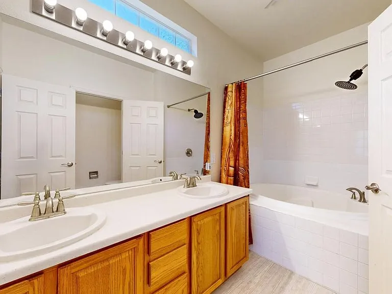 605 Saint Andrews Dr — Photo 8