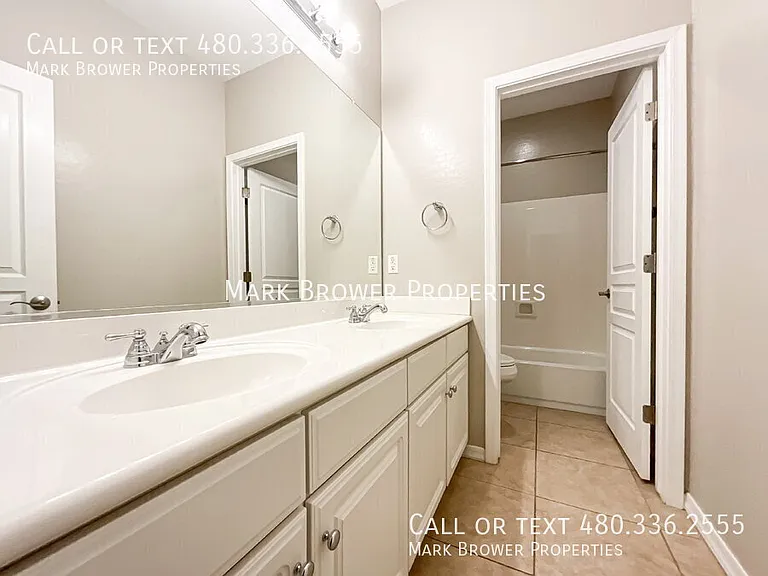 3057 E Blue Ridge Pl — Photo 22