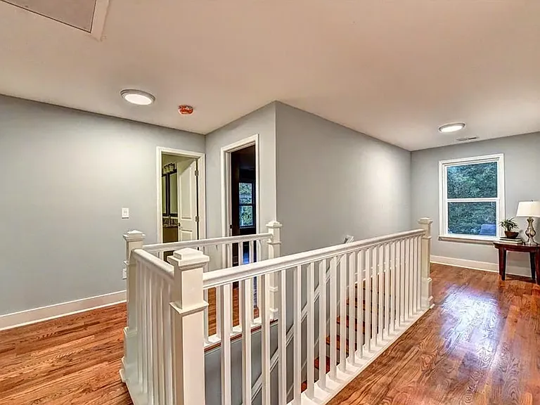 1267 Graymont Dr SW — Photo 22