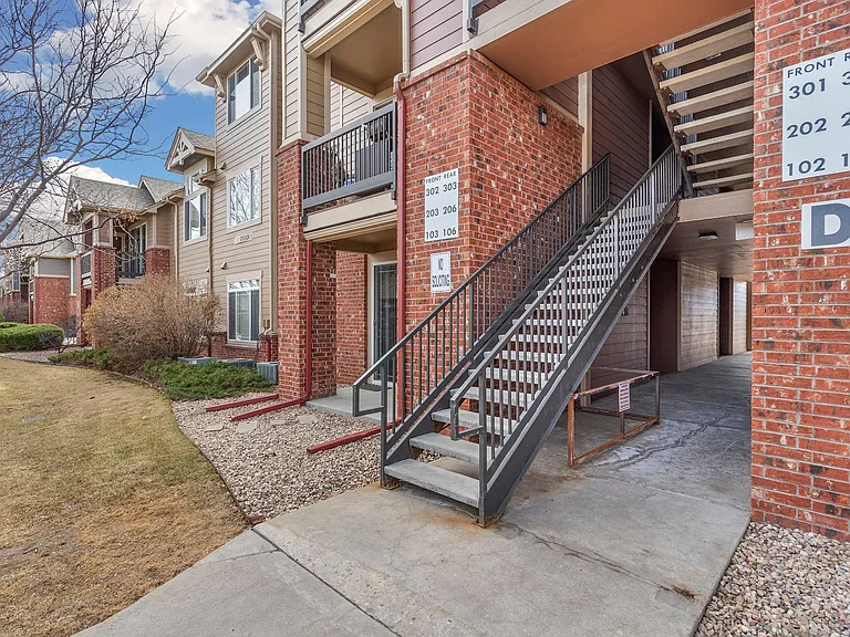 2133 Krisron Rd #D-302 — Photo 24