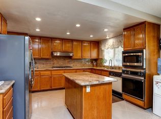 20550 Romar Ln, Santa Clarita, CA 91350