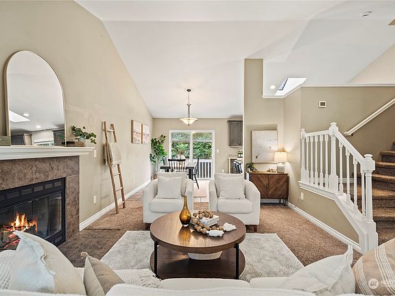 5th image of 10604 200th Avenue Ct E