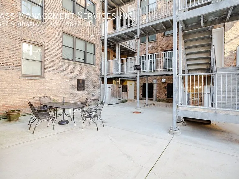 6857 S Ridgeland Ave #101 — Photo 9