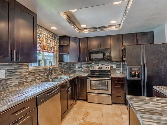 3rd image of 7420 La Tour Dr