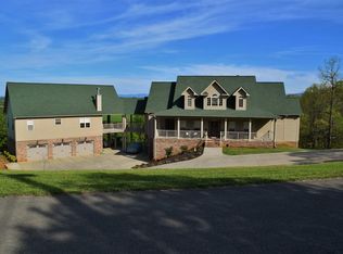 2846 Homestead Dr, White Pine, TN 37890