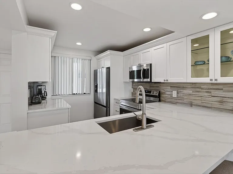 301 S Seas Dr #104 — Photo 7