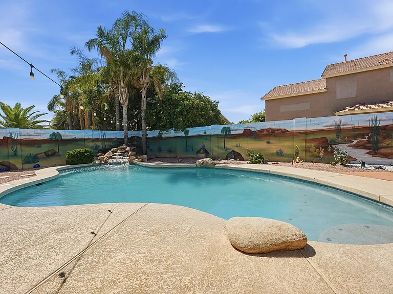 3239 E Isabella Ave — Photo 10
