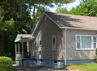 2 4th Ave #2, Taunton, MA 02780