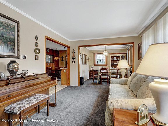 4th image of 106 Coral Dr