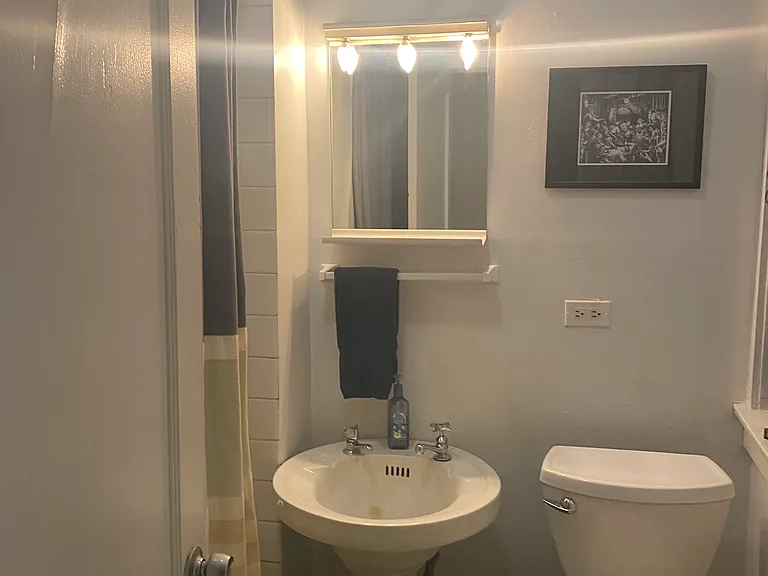4002 N Kenmore Ave #2N — Photo 6