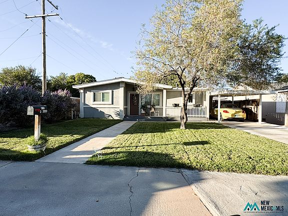 2nd image of 816 W Mann Ave