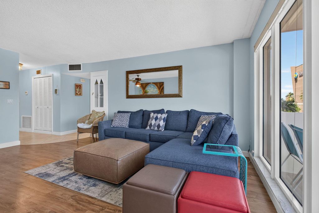 133 N Pompano Beach Boulevard #108, photo 9