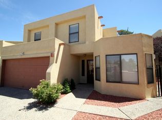 4820 Manitoba Ct NE, Albuquerque, NM 87111