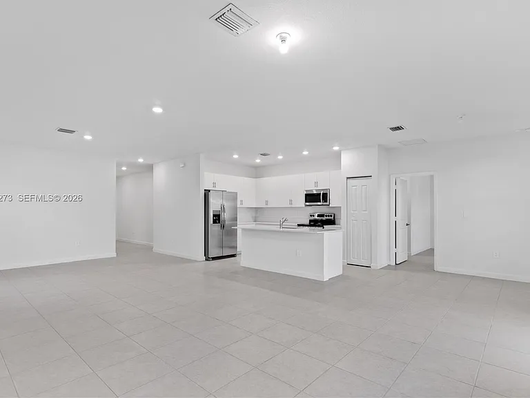 11947 SW 241st Ter — Photo 10